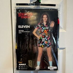 Stranger Things Eleven costume size large. Brand new.